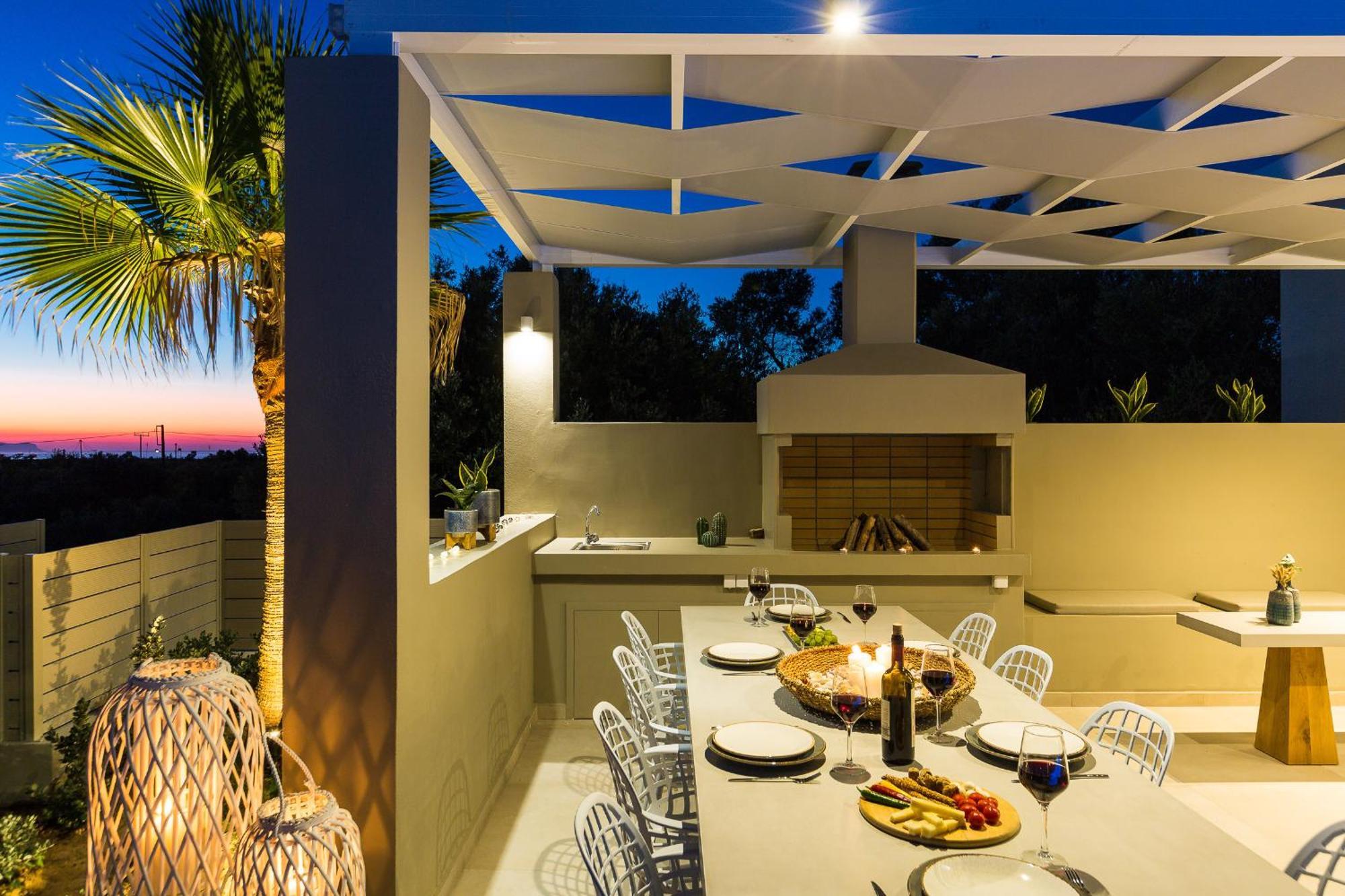 Vasilios Villa, With Pool, Gym & Close To Beach, By Thinkvilla Loutra  Екстер'єр фото
